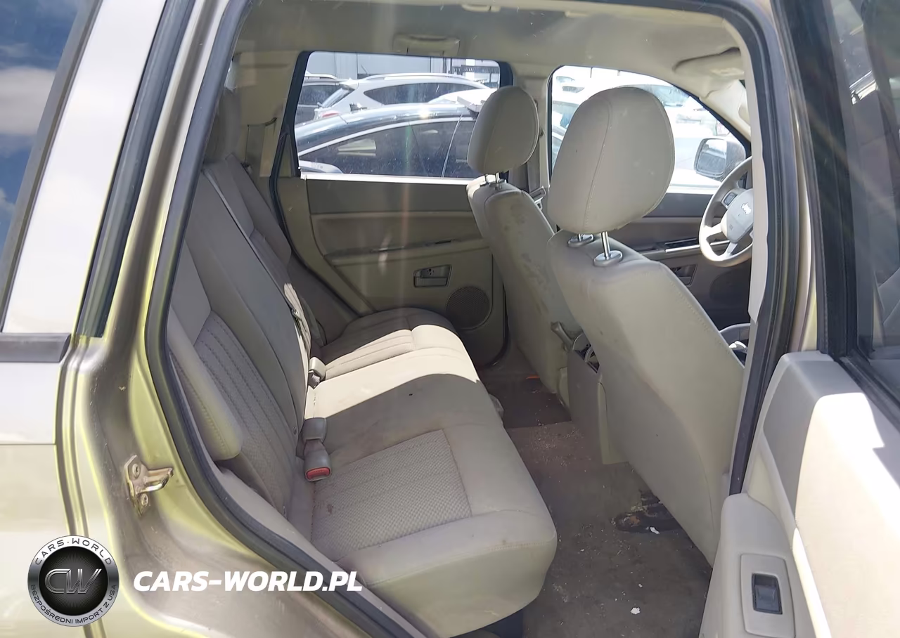 2005 Jeep Grand Cherokee Laredo VIN:1J4GS48K05C668872 - 8