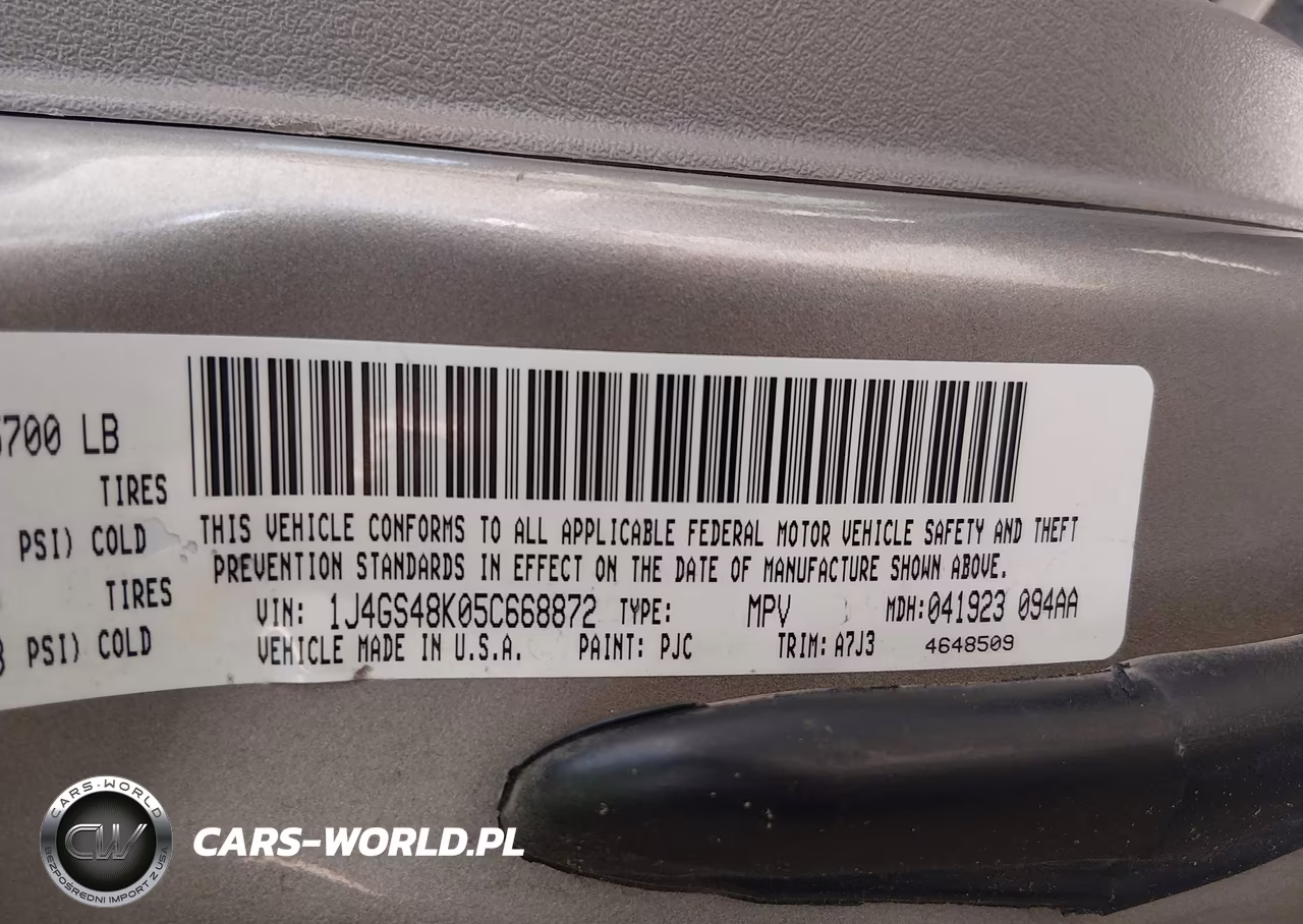 2005 Jeep Grand Cherokee Laredo VIN:1J4GS48K05C668872 - 9