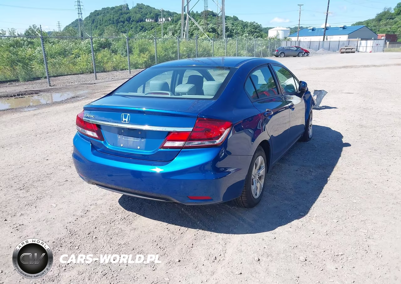 2015 Honda Civic Lx VIN:2HGFB2F52FH556058 - 4