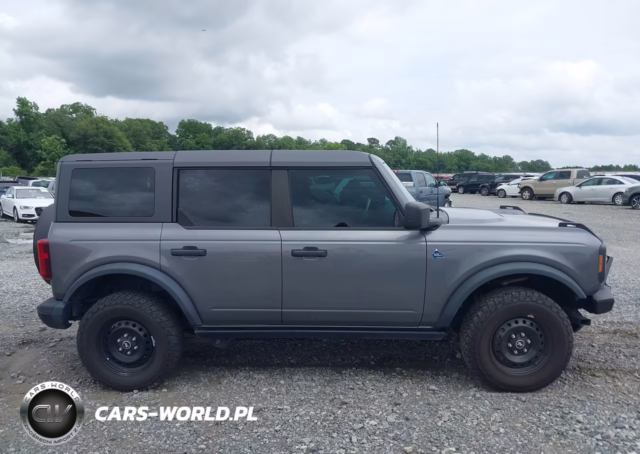 2023 Ford Bronco Black Diamond VIN:1FMEE5BP7PLC17242 - 13