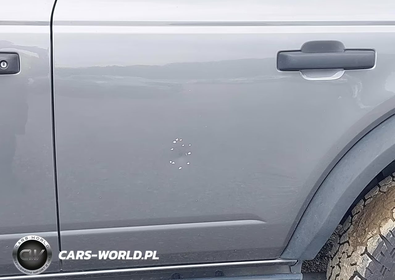 2023 Ford Bronco Black Diamond VIN:1FMEE5BP7PLC17242 - 6