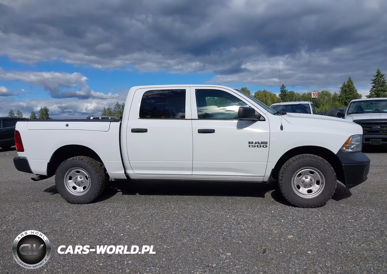 2018 Ram 1500 Tradesman 4X4 5'7 Box VIN:1C6RR7KG7JS300521 - 13