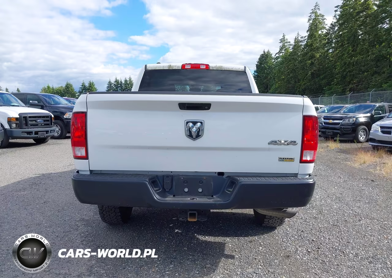 2018 Ram 1500 Tradesman 4X4 5'7 Box VIN:1C6RR7KG7JS300521 - 16