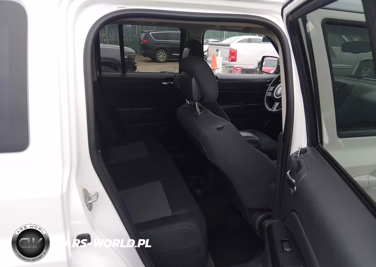 2014 Jeep Patriot Sport VIN:1C4NJPBA9ED690784 - 8