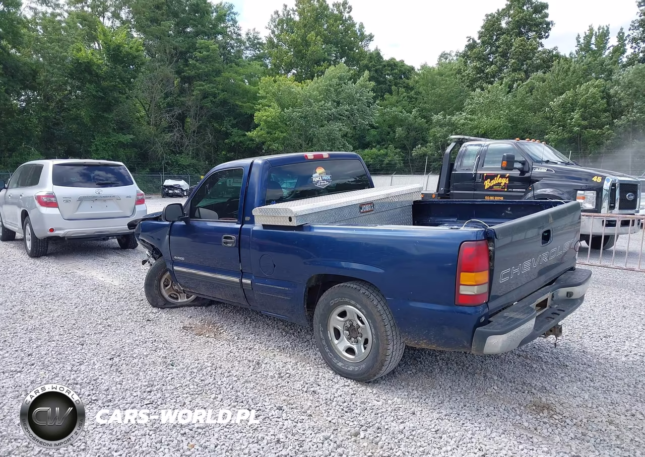 2002 Chevrolet Silverado 1500 VIN:1GCEC14V12Z282060 - 3