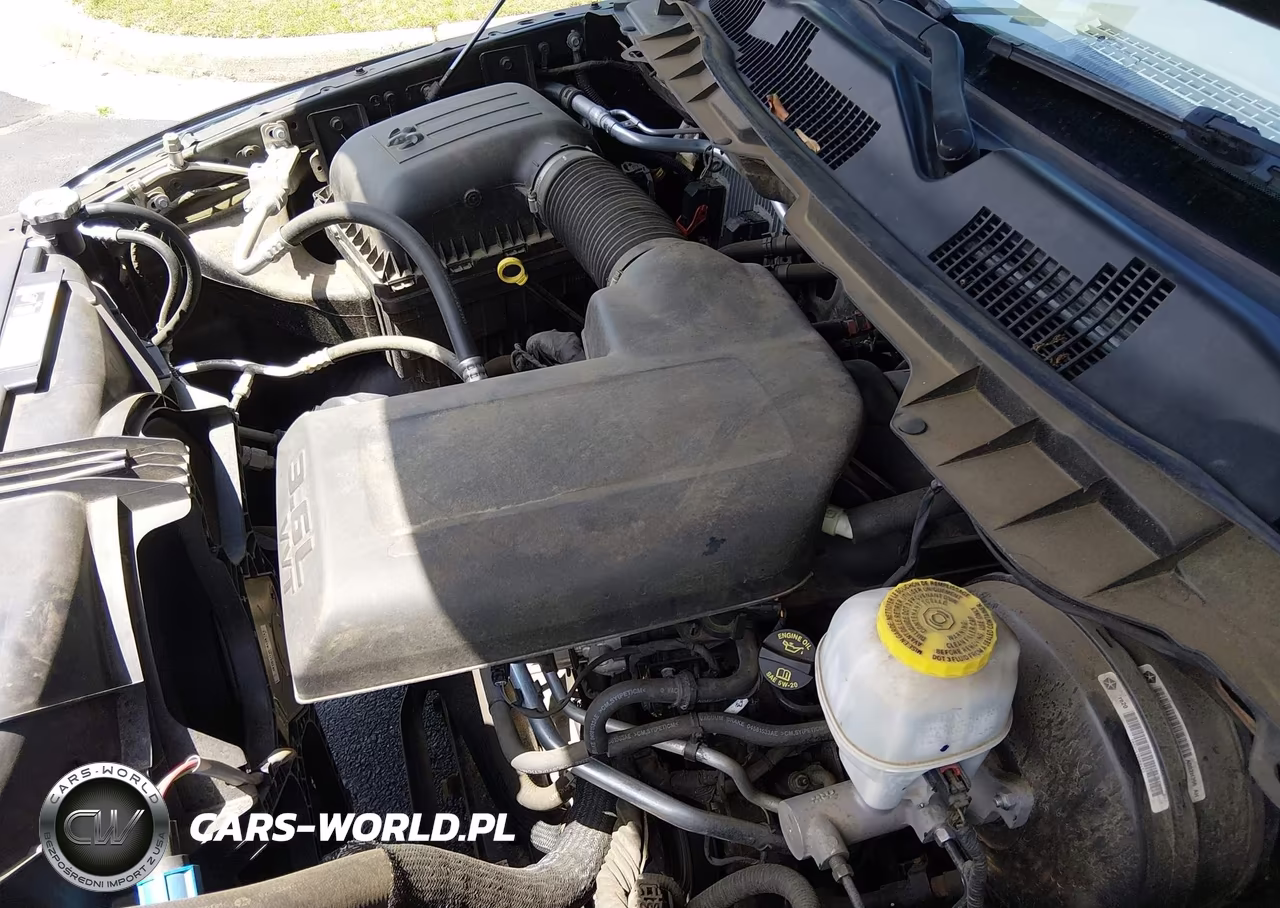 2018 Ram 1500 VIN:1C6RR7KGXJS323114 - 10
