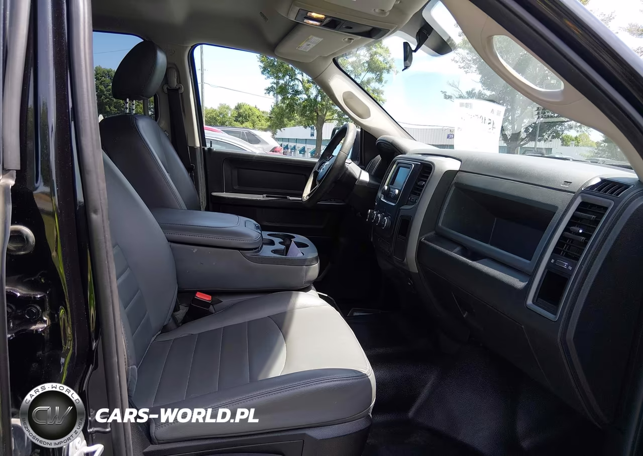 2018 Ram 1500 VIN:1C6RR7KGXJS323114 - 5