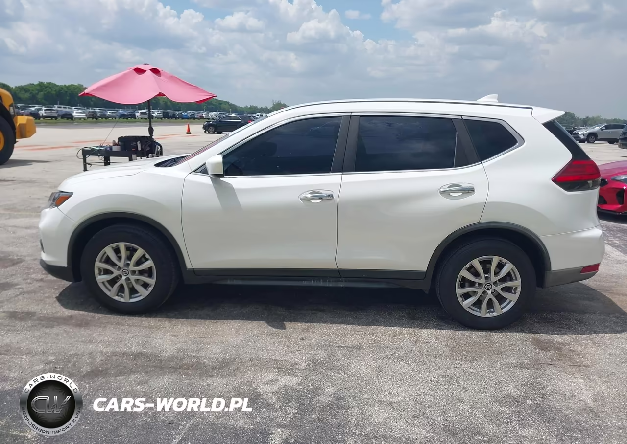 2017 Nissan Rogue S VIN:KNMAT2MT1HP518844 - 14