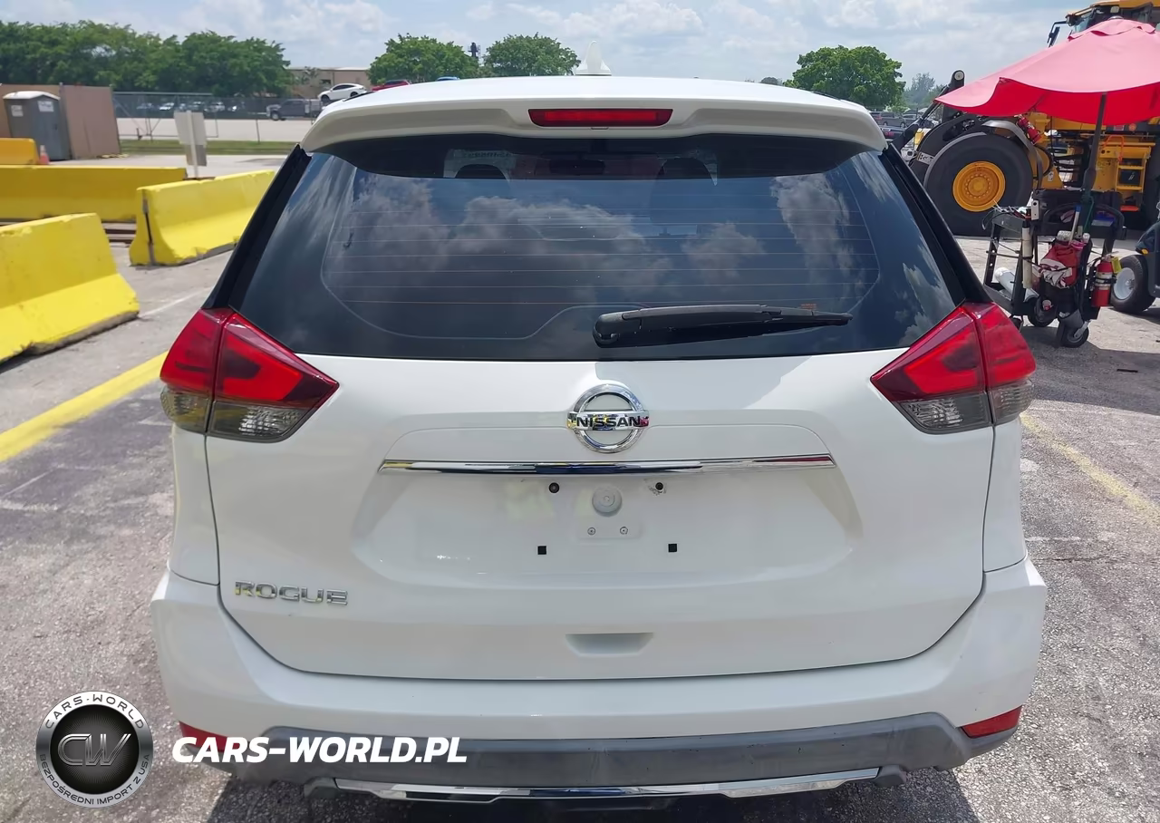 2017 Nissan Rogue S VIN:KNMAT2MT1HP518844 - 16
