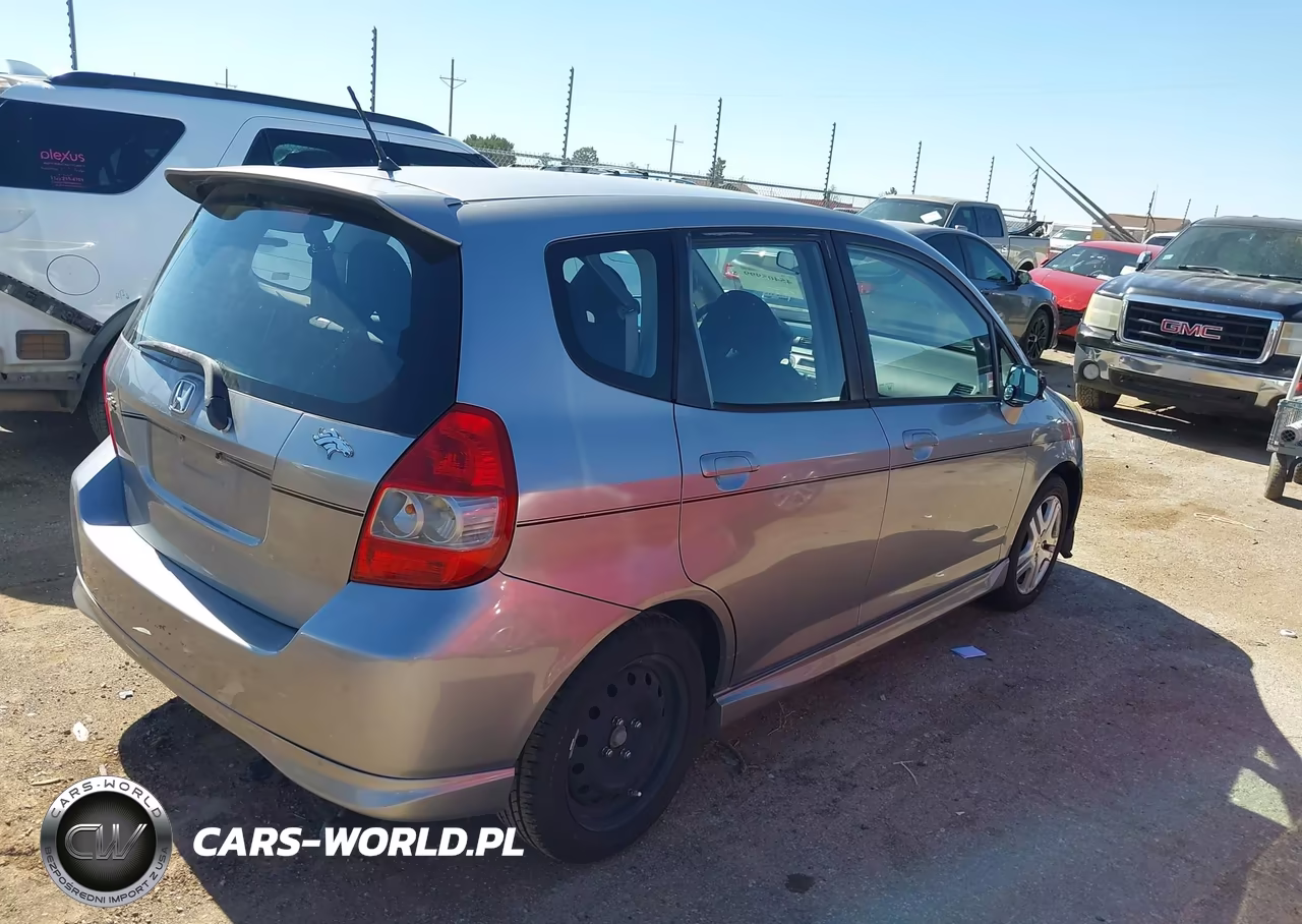 2008 Honda Fit Sport VIN:JHMGD38608S063675 - 4