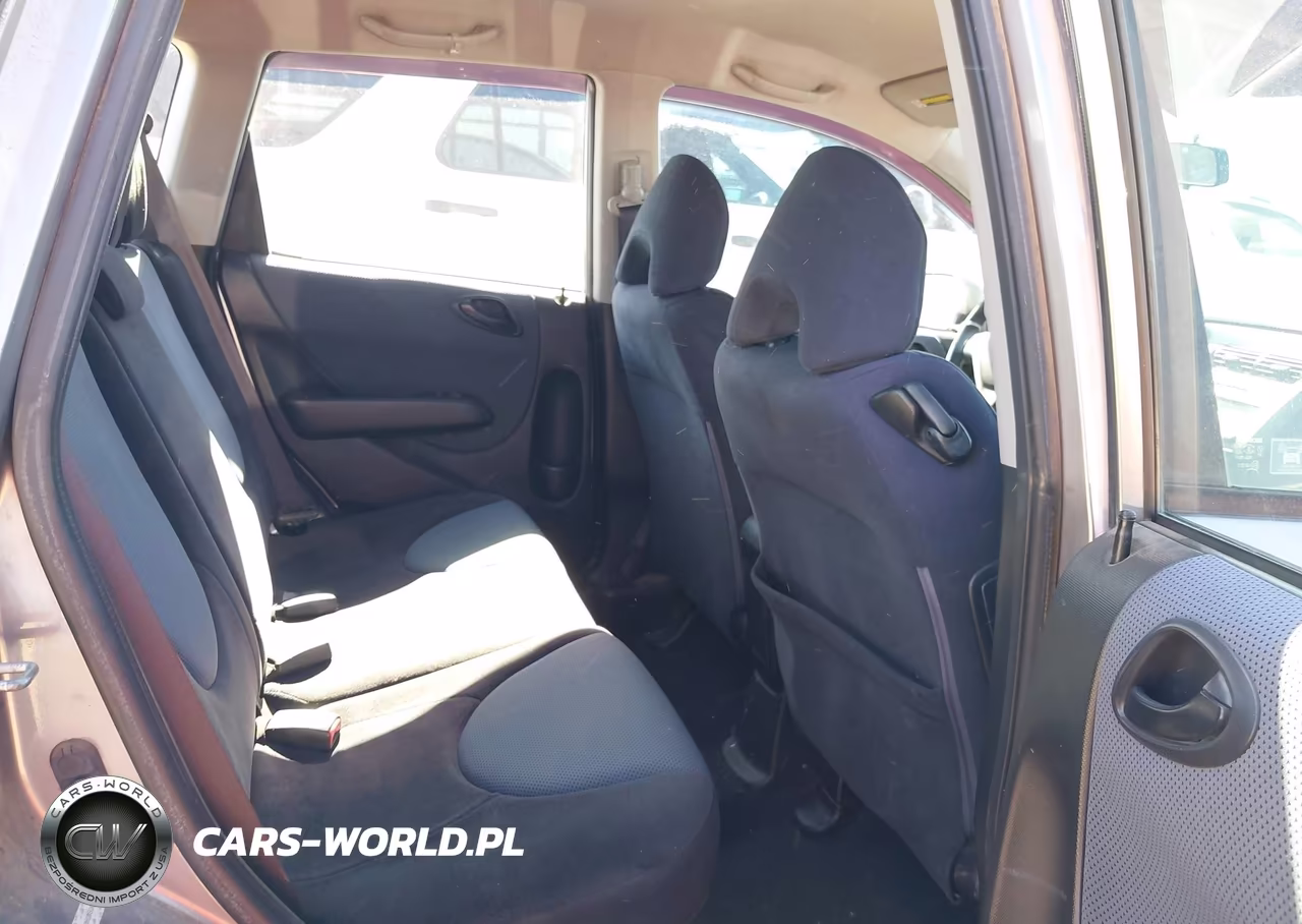 2008 Honda Fit Sport VIN:JHMGD38608S063675 - 8