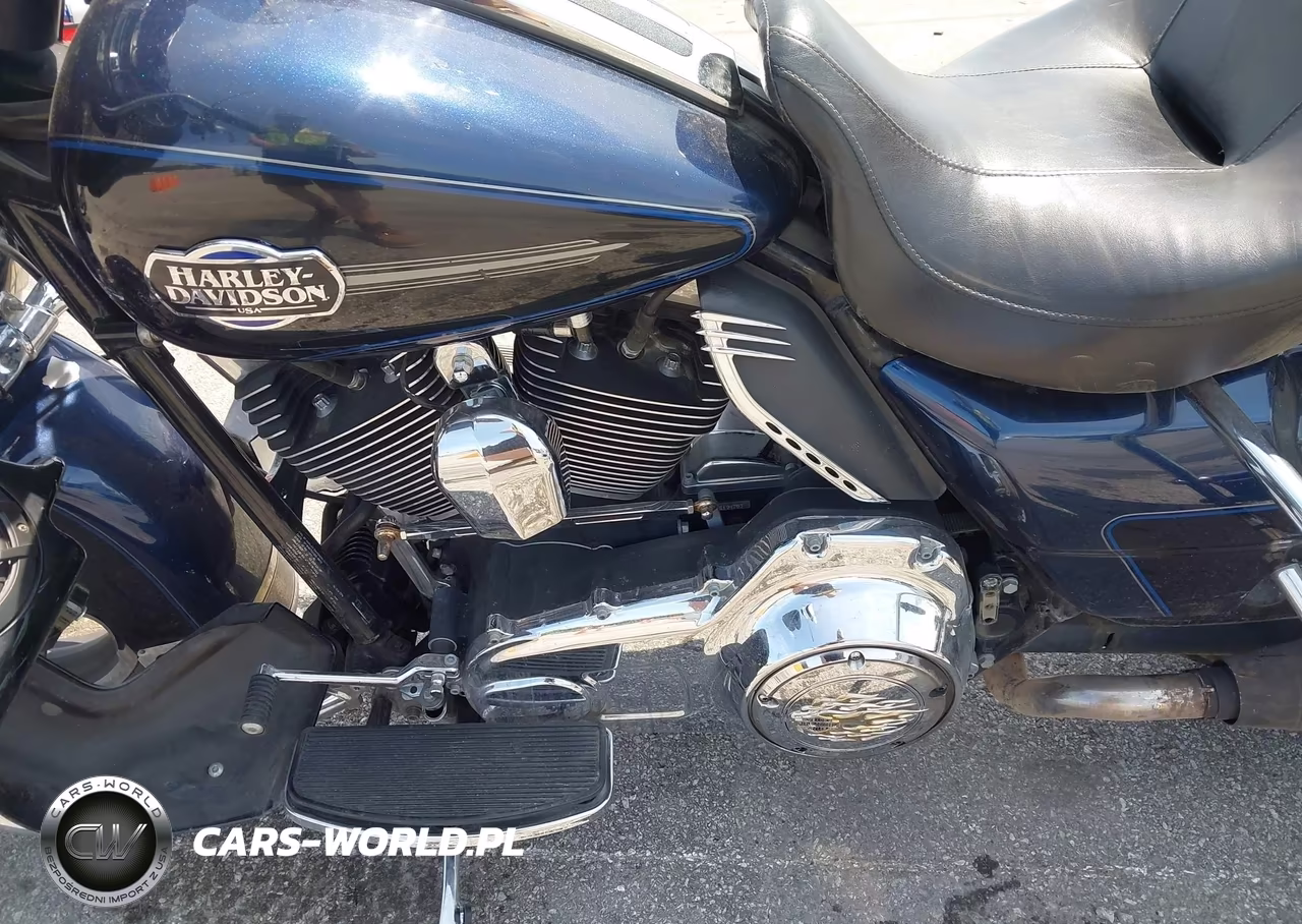 2012 Harley-Davidson Flhtcu Ultra Classic Electra Gld VIN:1HD1FCM1XCB690760 - 9