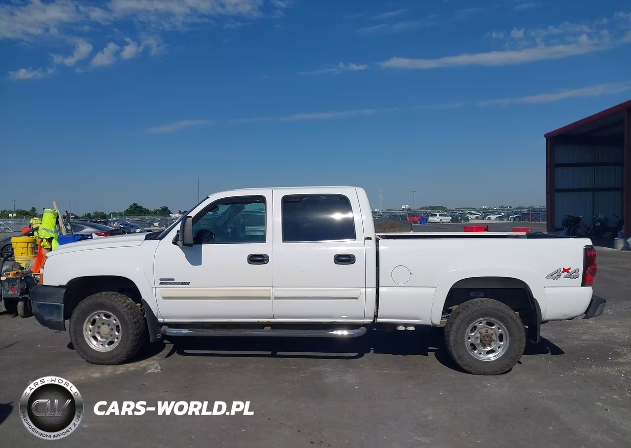 2007 Chevrolet Silverado 2500Hd Classic Lt1 VIN:1GCHK23D17F152075 - 14