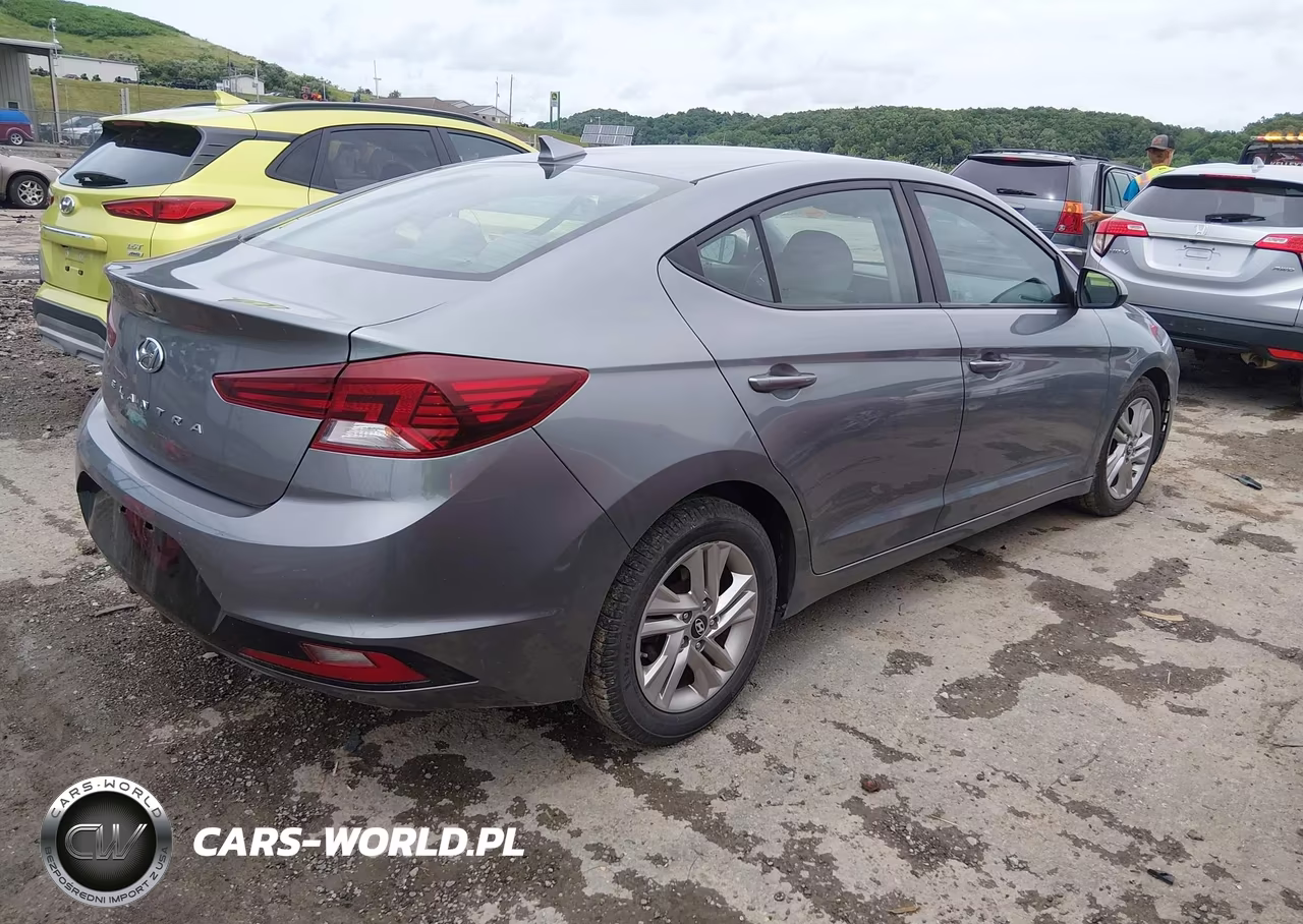 2019 Hyundai Elantra Sel VIN:KMHD84LF7KU742873 - 4