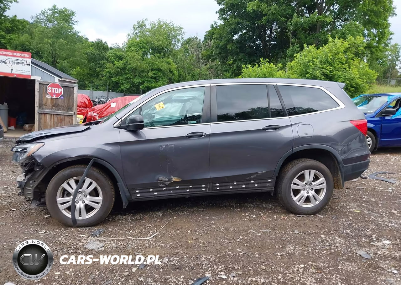 2018 Honda Pilot Lx VIN:5FNYF6H19JB067829 - 13
