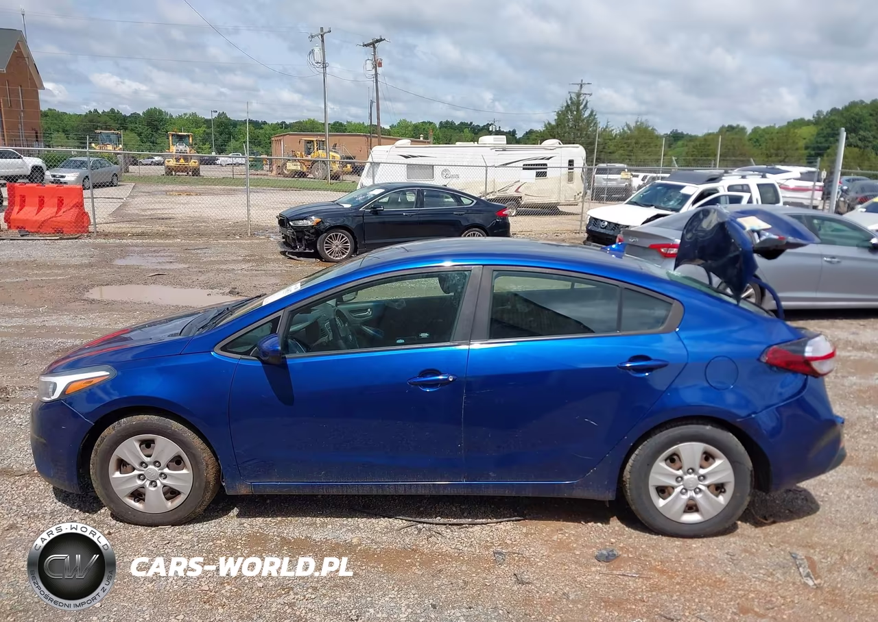 2018 Kia Forte Lx VIN:3KPFK4A75JE194766 - 14