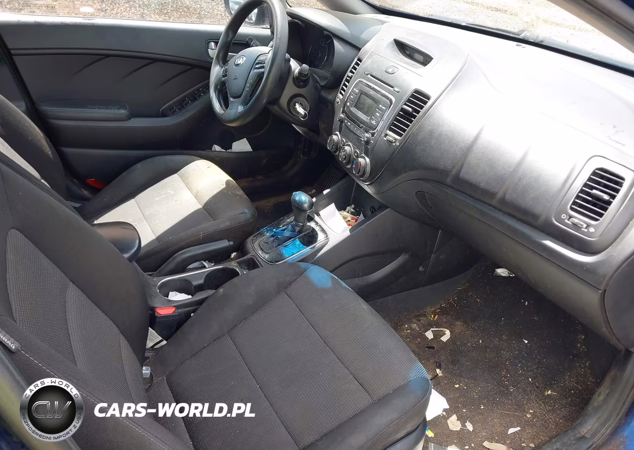 2018 Kia Forte Lx VIN:3KPFK4A75JE194766 - 5