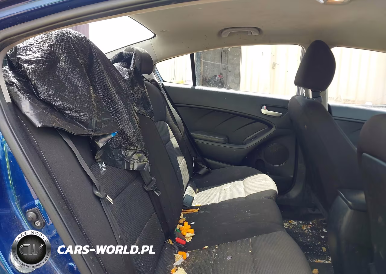 2018 Kia Forte Lx VIN:3KPFK4A75JE194766 - 8