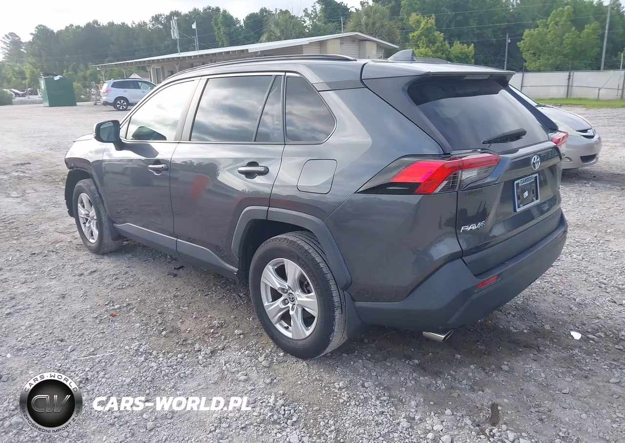 2020 Toyota Rav4 Xle VIN:JTMW1RFV6LD047982 - 3
