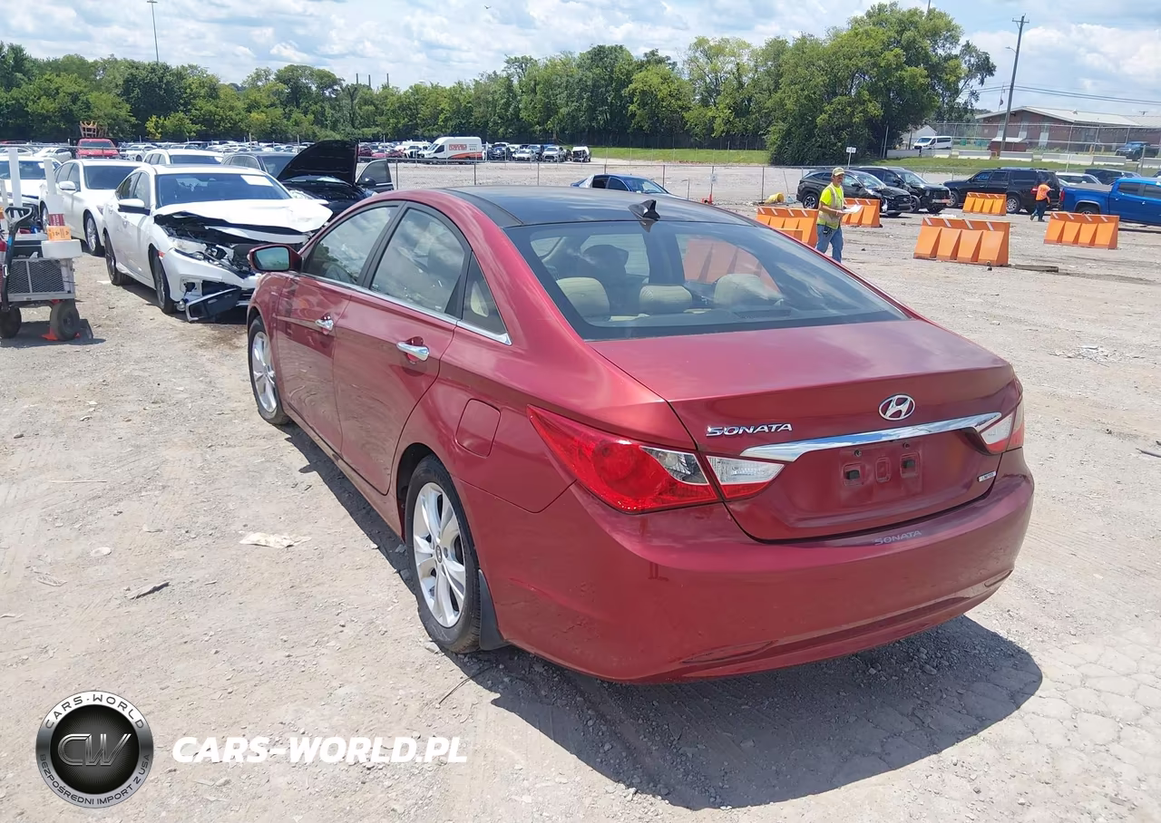 2013 Hyundai Sonata Limited VIN:5NPEC4AC0DH683081 - 3