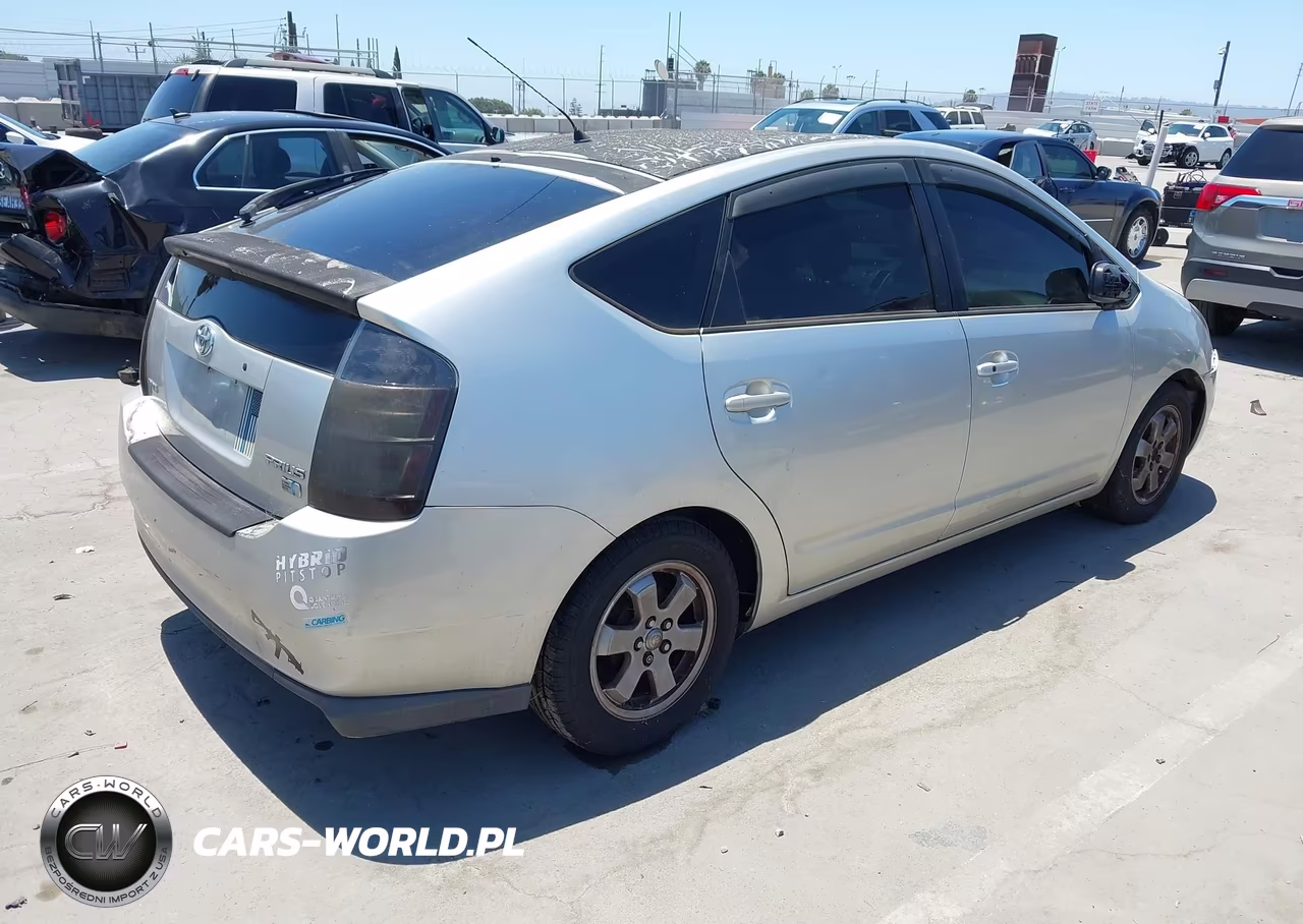 2005 Toyota Prius VIN:JTDKB20U850132304 - 4