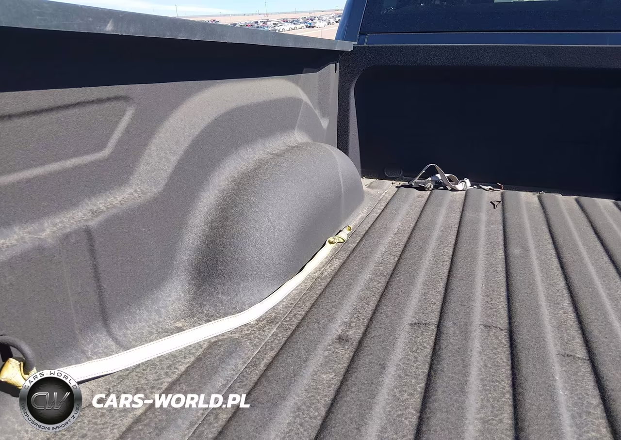 2018 Ram 1500 VIN:1C6RR7KG3JS319020 - 12