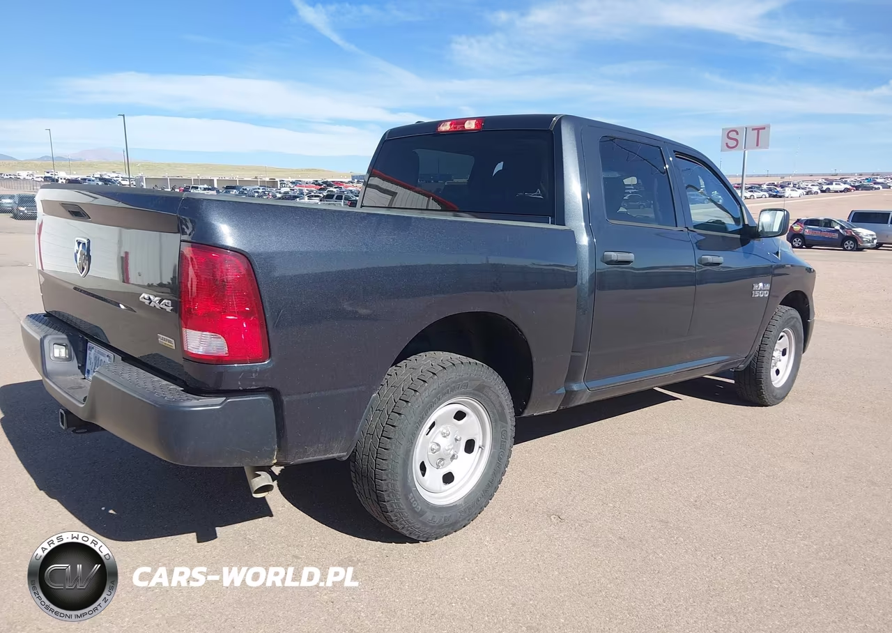 2018 Ram 1500 VIN:1C6RR7KG3JS319020 - 4