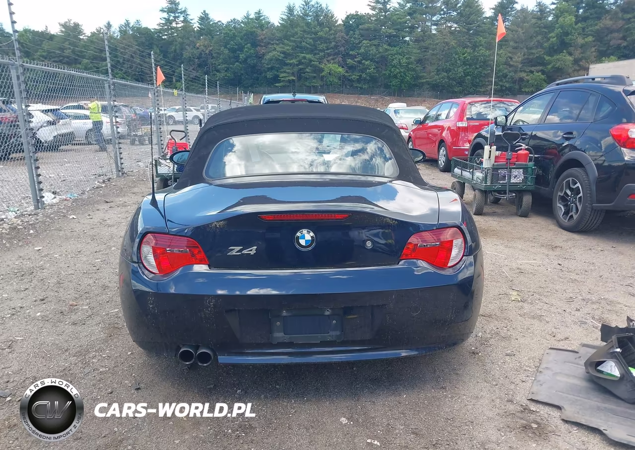 2007 BMW Z4 3.0Si VIN:4USBU53577LW92469 - 17