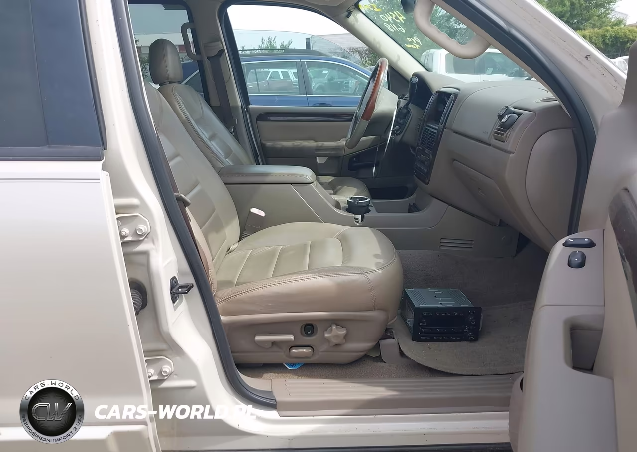 2005 Ford Explorer Limited VIN:1FMZU75W55ZA50005 - 5