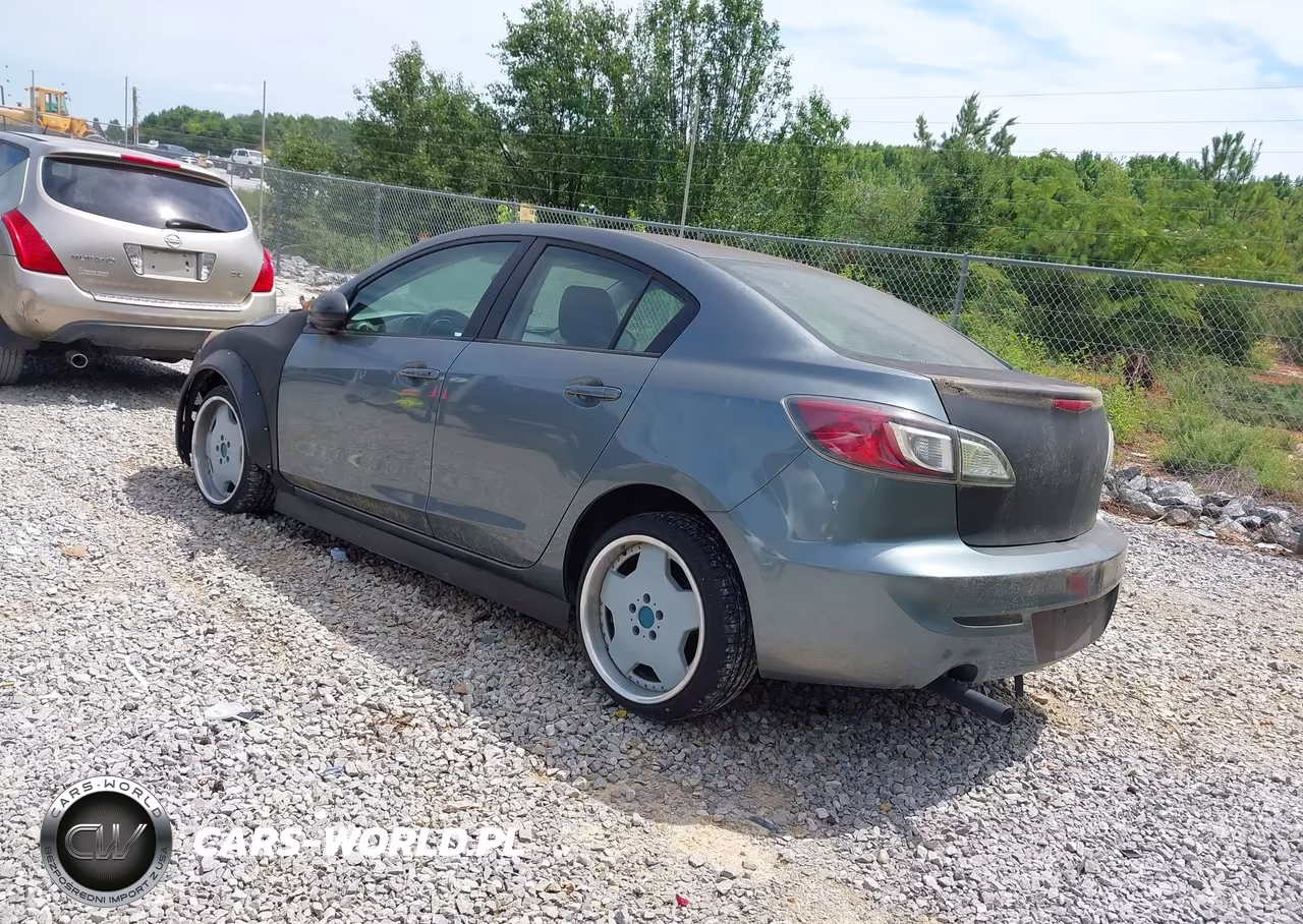 2013 Mazda Mazda3 I Sport VIN:JM1BL1UP1D1738449 - 3