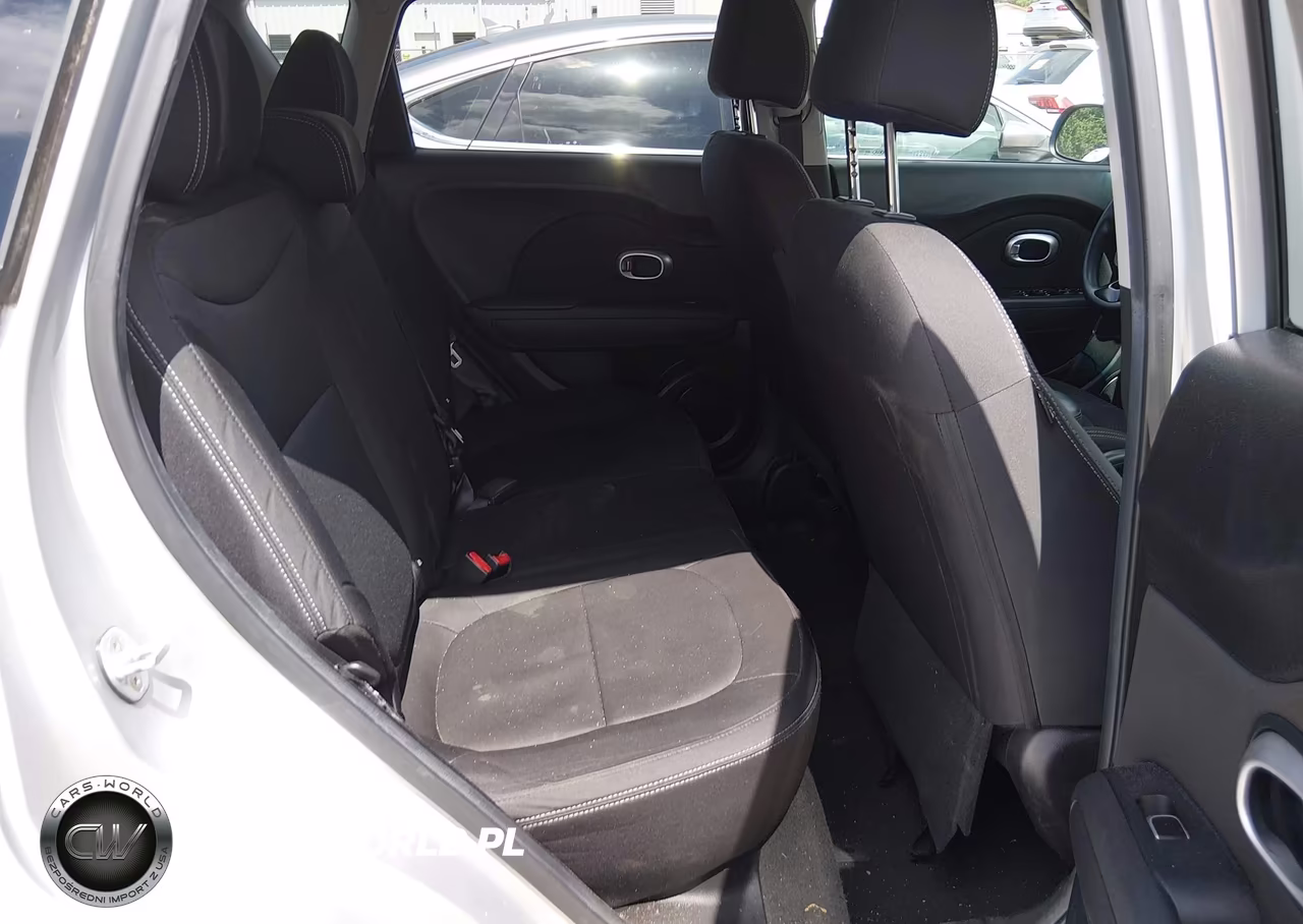 2018 Kia Soul VIN:KNDJN2A25J7585491 - 8