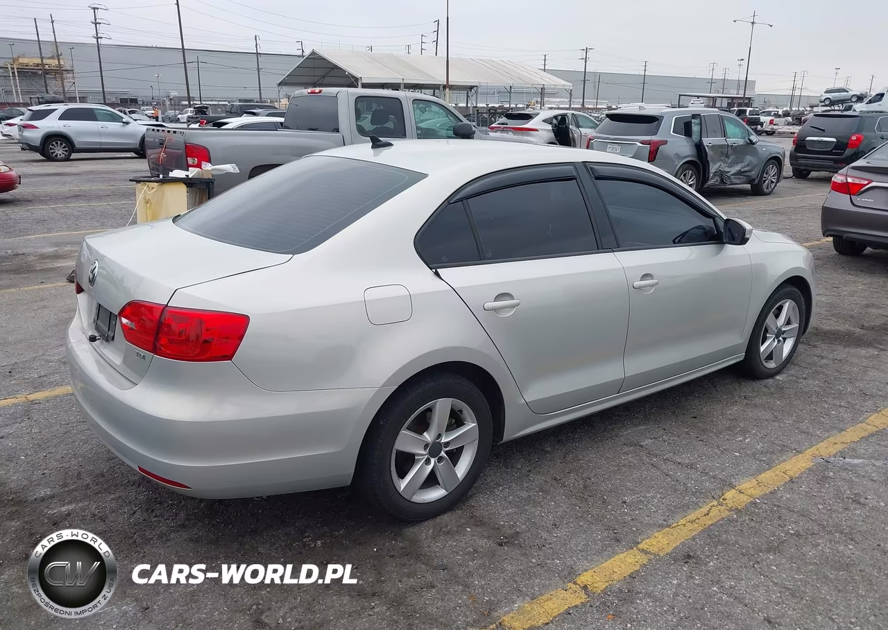 2012 Volkswagen Jetta 2.0L Tdi VIN:3VWLL7AJ1CM328045 - 4