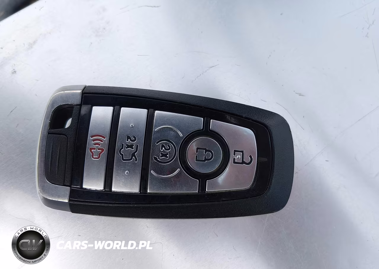 2019 Ford Fusion Energi Titanium VIN:3FA6P0SU5KR233306 - 11