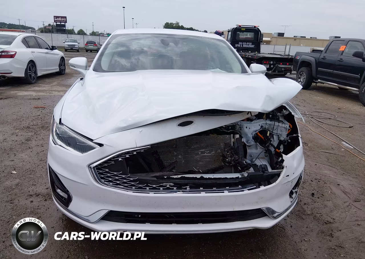 2019 Ford Fusion Energi Titanium VIN:3FA6P0SU5KR233306 - 12