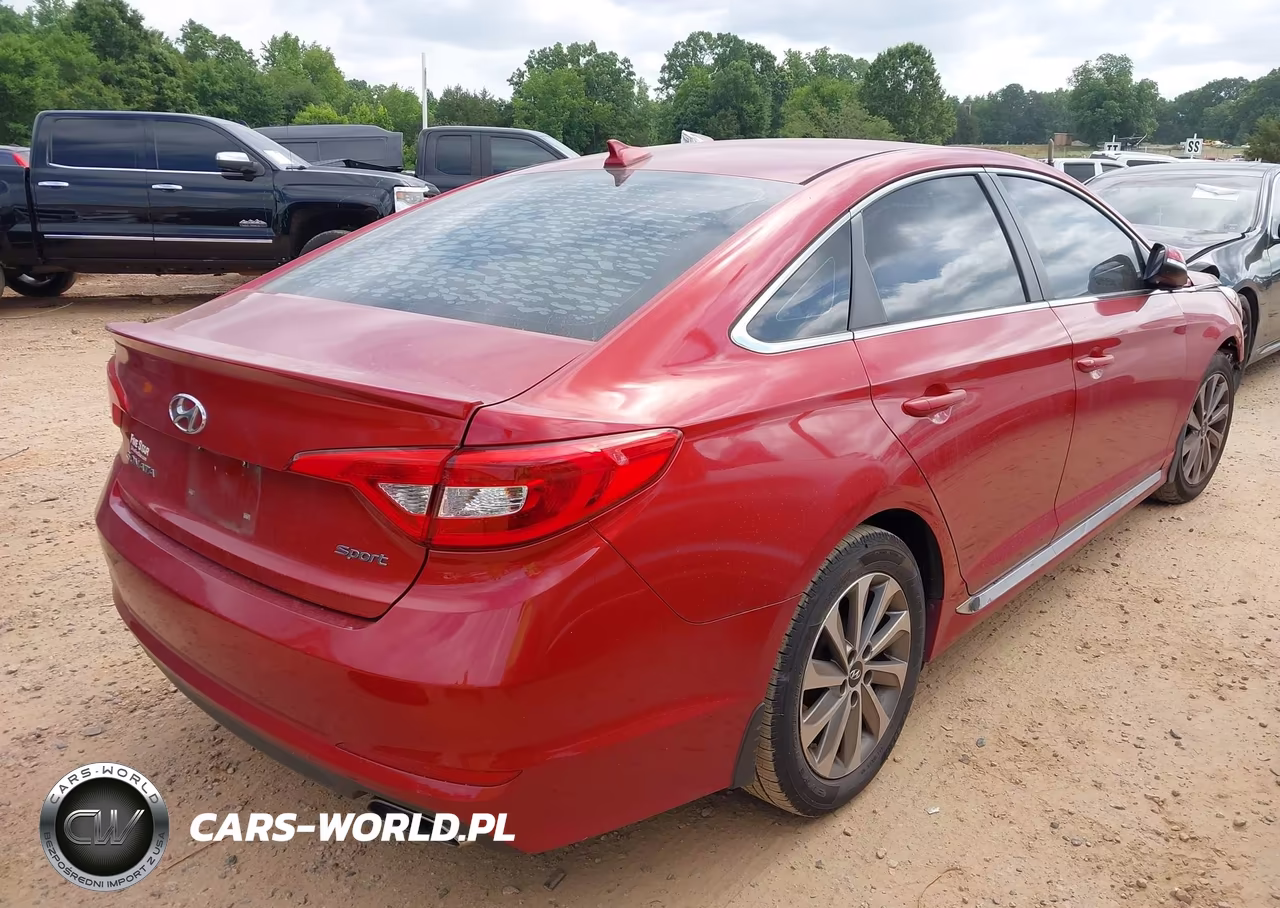 2017 Hyundai Sonata Sport VIN:5NPE34AF6HH442061 - 4