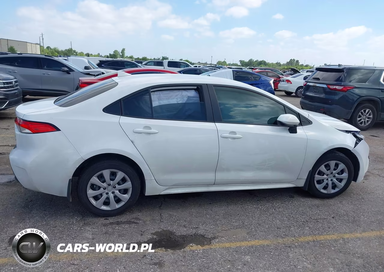 2026 Toyota Corolla Hybrid Hybrid Le VIN:JTDBCMFE7T3138793 - 13