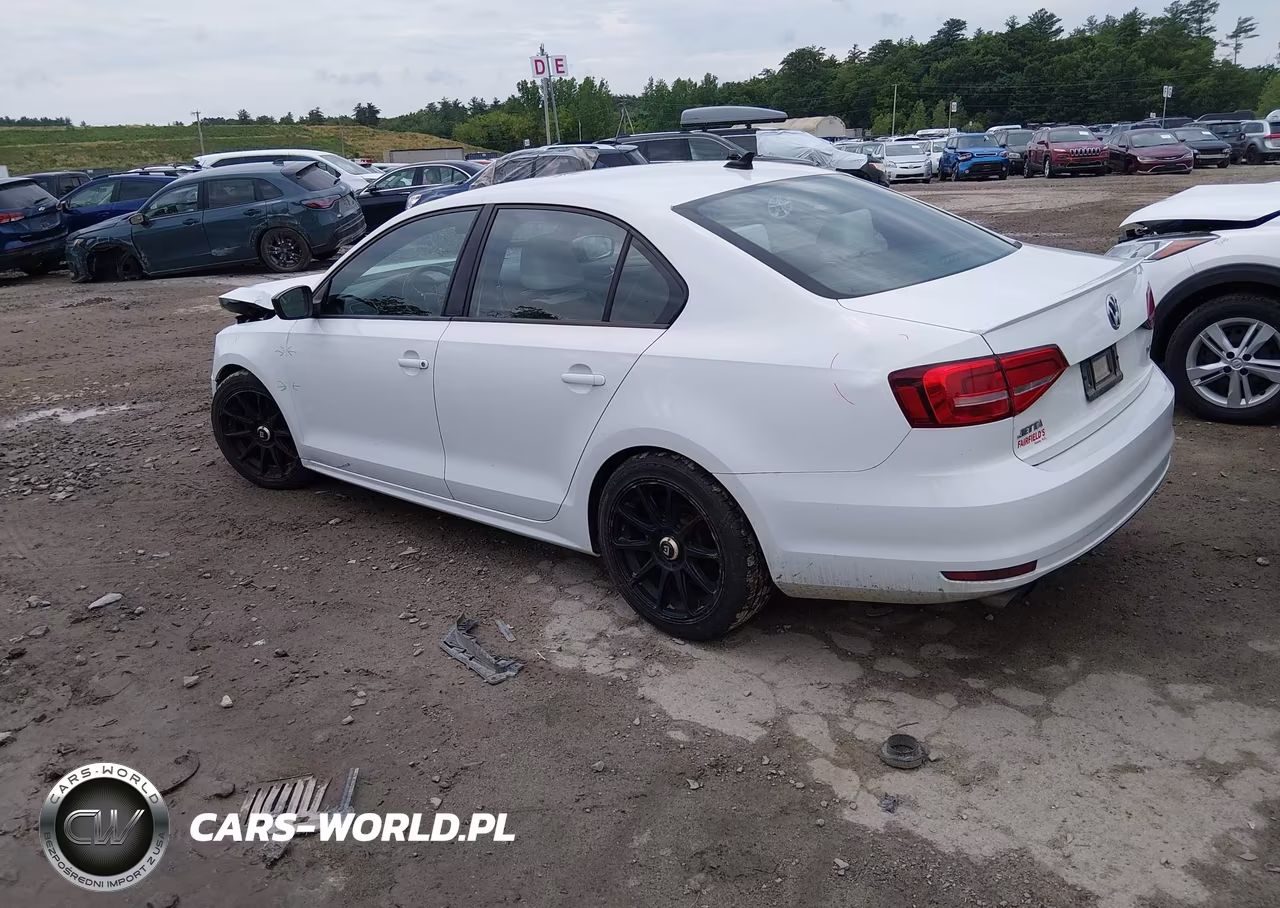 2015 Volkswagen Jetta 1.8T Sport VIN:3VWD17AJ4FM347848 - 3