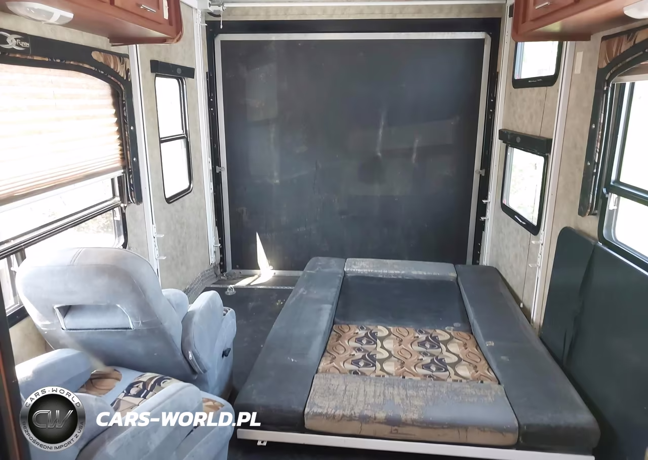 2011 Keystone Travel Trlr VIN:4YDT29527BF810910 - 8