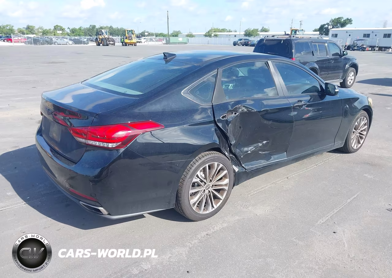 2015 Hyundai Genesis 3.8 VIN:KMHGN4JE9FU103545 - 4