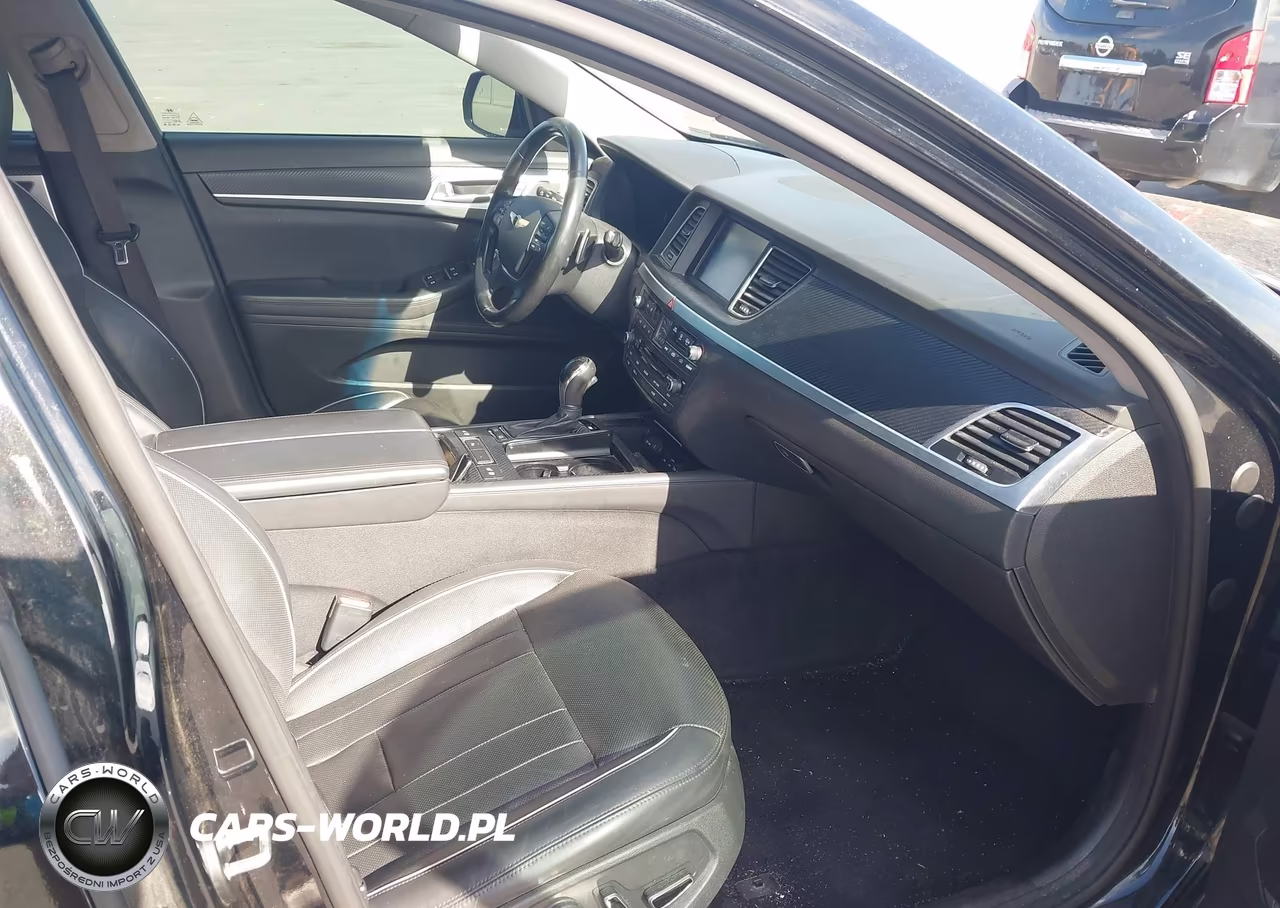 2015 Hyundai Genesis 3.8 VIN:KMHGN4JE9FU103545 - 5