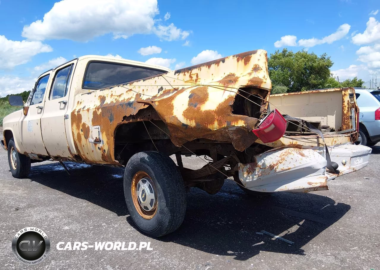 1983 Chevrolet C20 VIN:1GCGC23M6DS117267 - 6