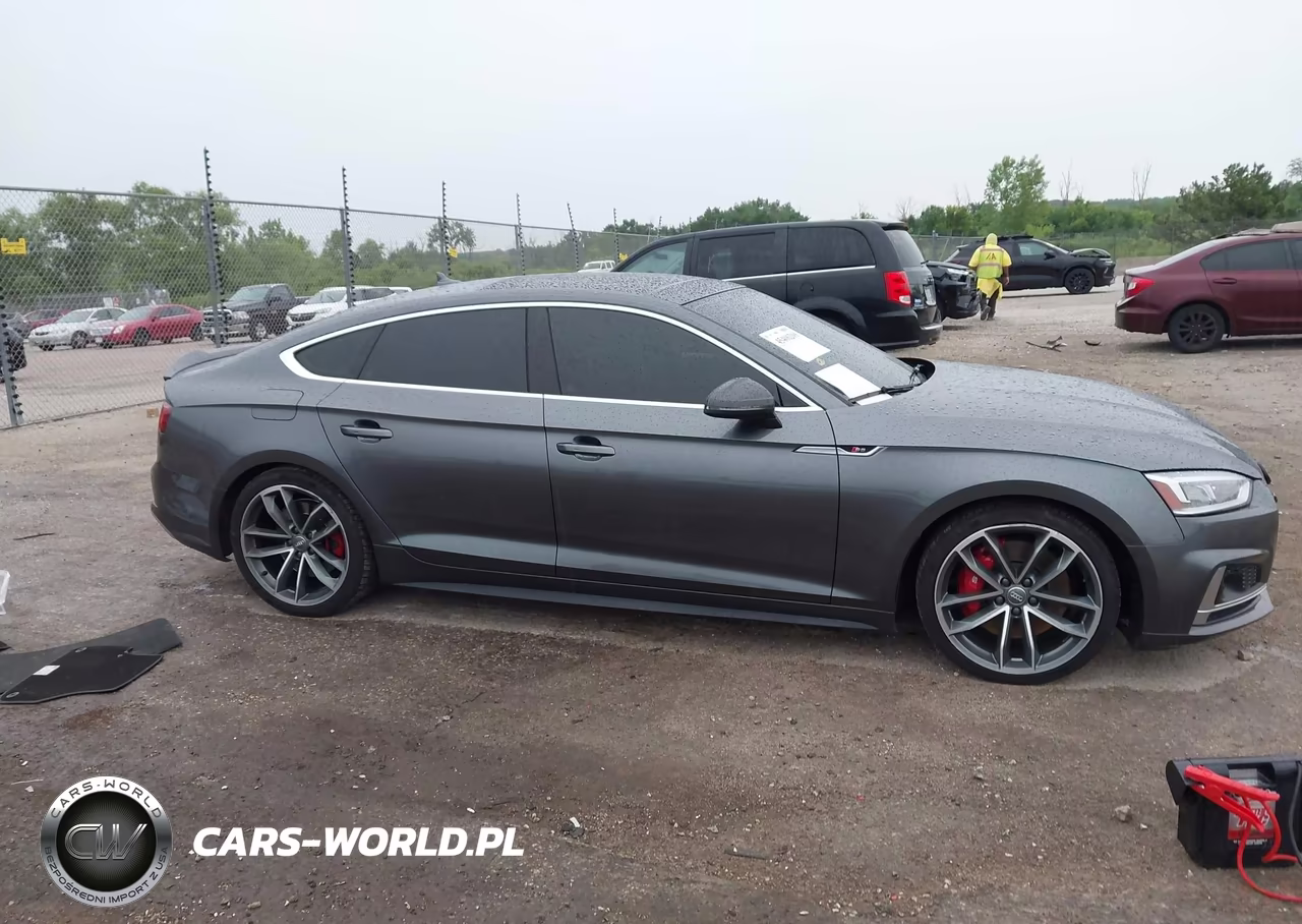 2018 Audi S5 3.0T Premium Plus VIN:WAUC4CF59JA110317 - 13