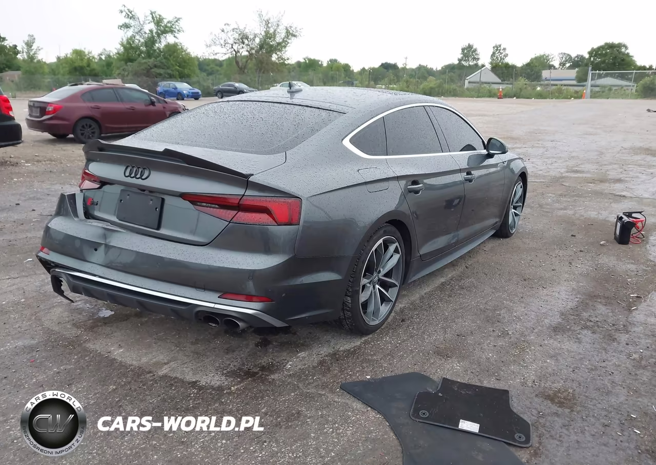 2018 Audi S5 3.0T Premium Plus VIN:WAUC4CF59JA110317 - 4