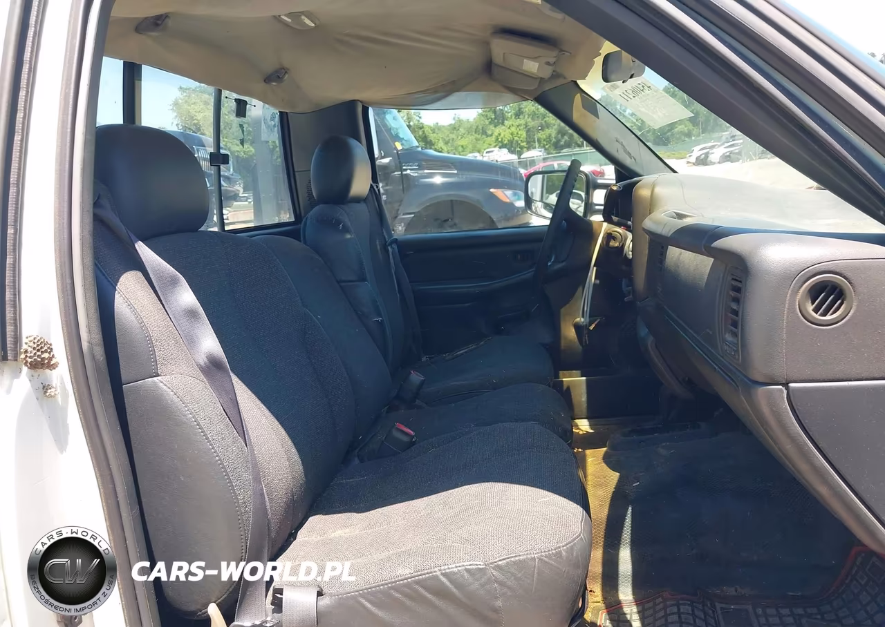 1999 Chevrolet Silverado 2500 VIN:1GCGK24U1XE206345 - 8