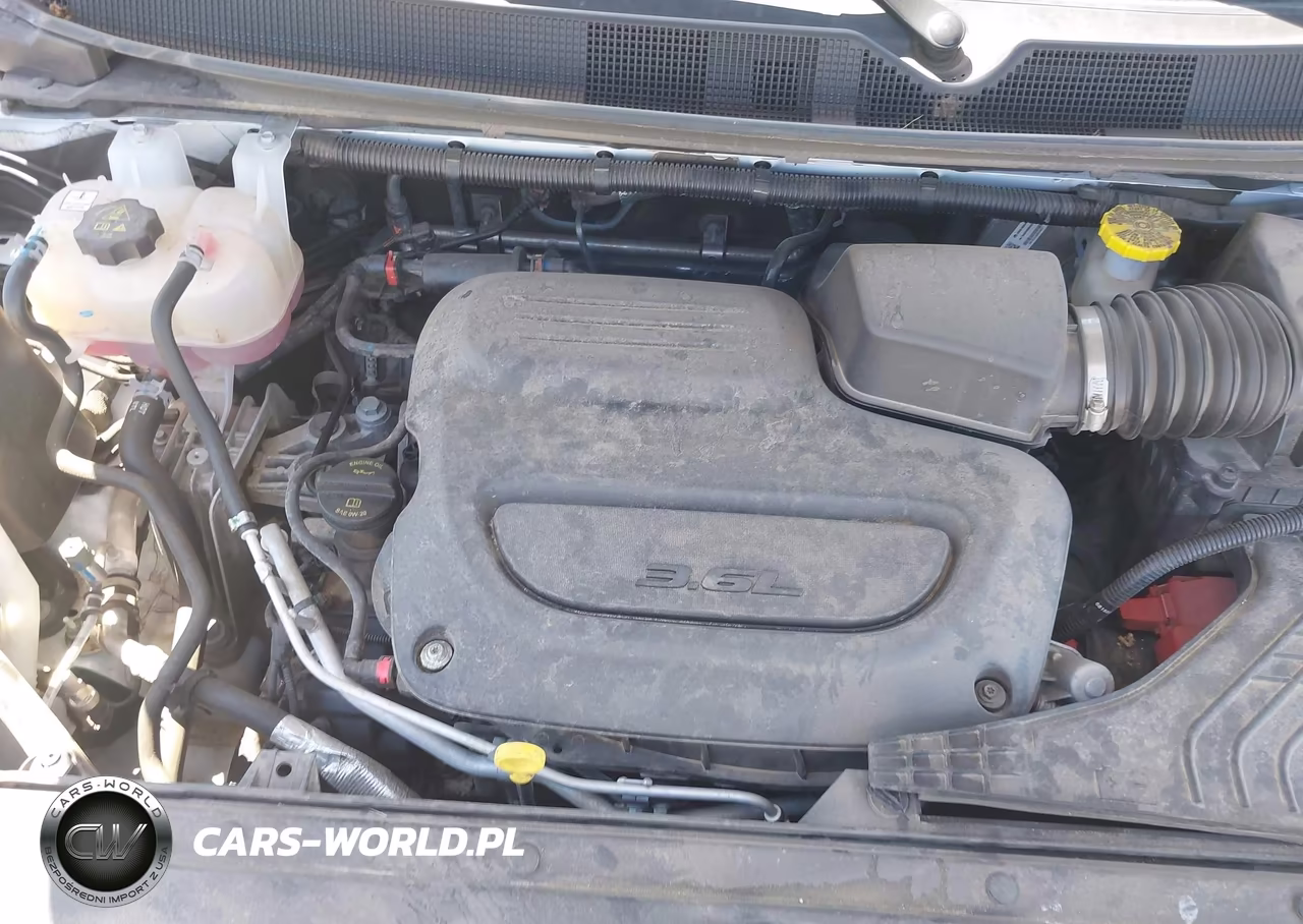 2024 Chrysler Pacifica Touring L VIN:2C4RC1BG5RR151823 - 10