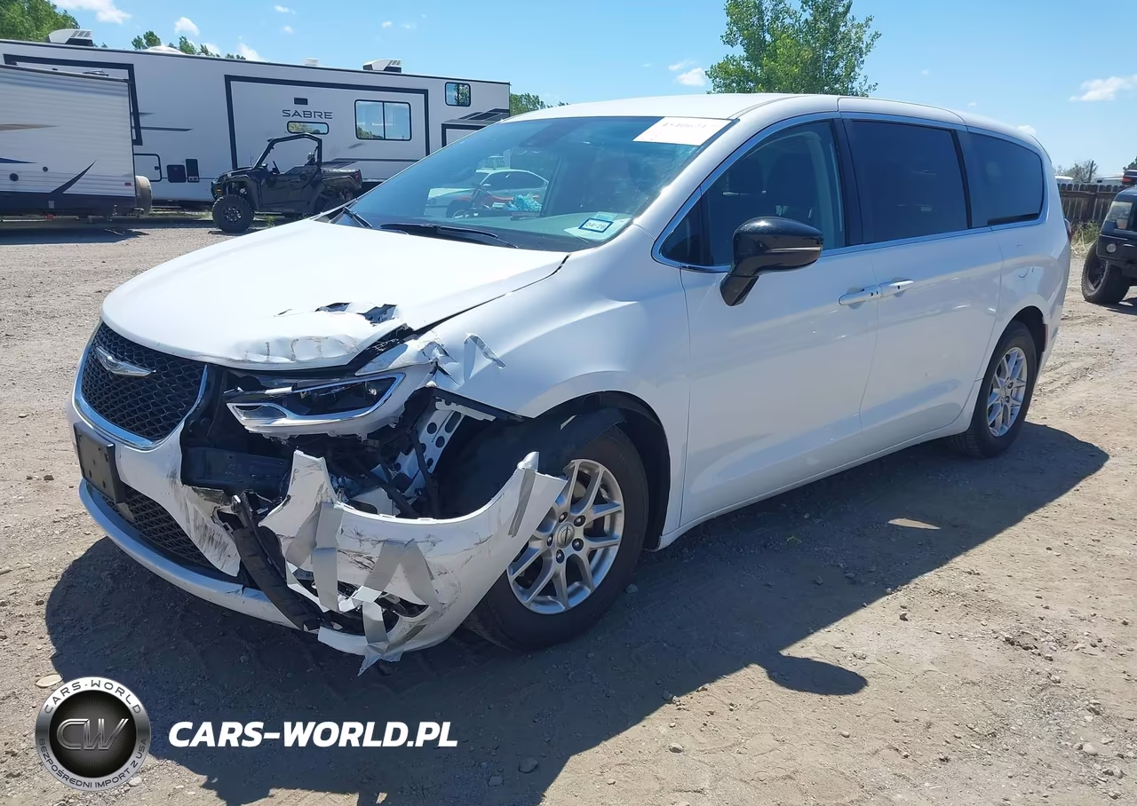 2024 Chrysler Pacifica Touring L VIN:2C4RC1BG5RR151823 - 2
