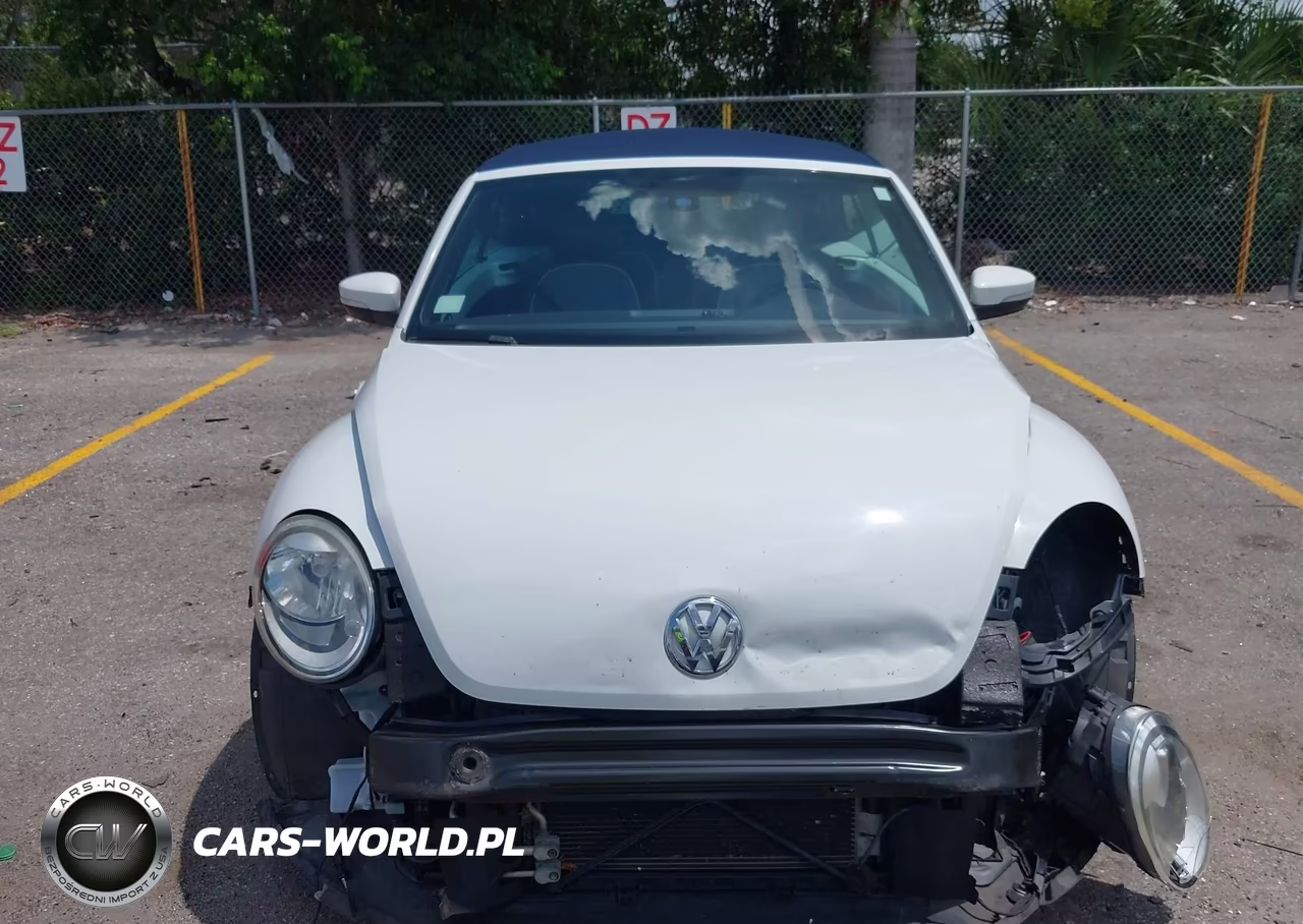 2016 Volkswagen Beetle 1.8T Denim VIN:3VW517AT5GM819109 - 13