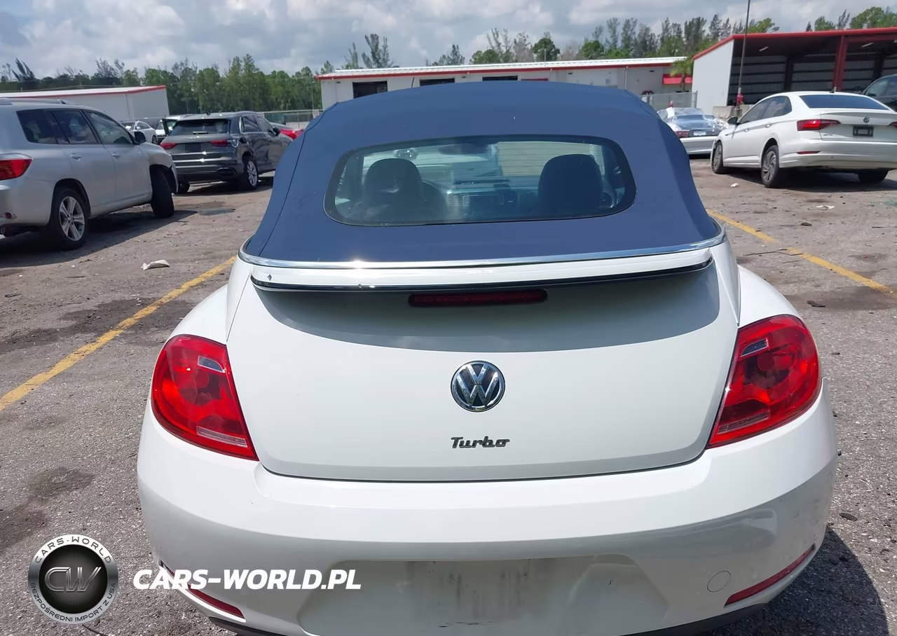2016 Volkswagen Beetle 1.8T Denim VIN:3VW517AT5GM819109 - 17