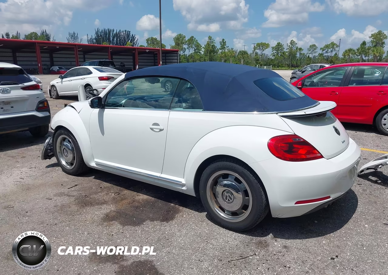 2016 Volkswagen Beetle 1.8T Denim VIN:3VW517AT5GM819109 - 3