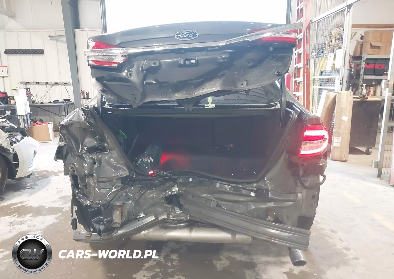 2018 Ford Fusion Hybrid S VIN:3FA6P0UU3JR261634 - 16